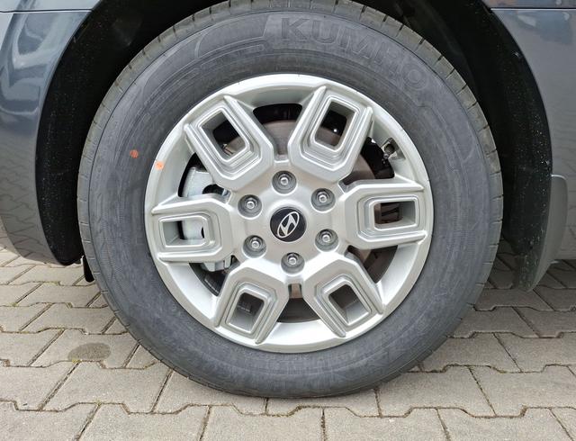 Hyundai / Staria / Grau / Comfort / / , Beispielbilder, ggf. teilweise mit Sonderausstattung