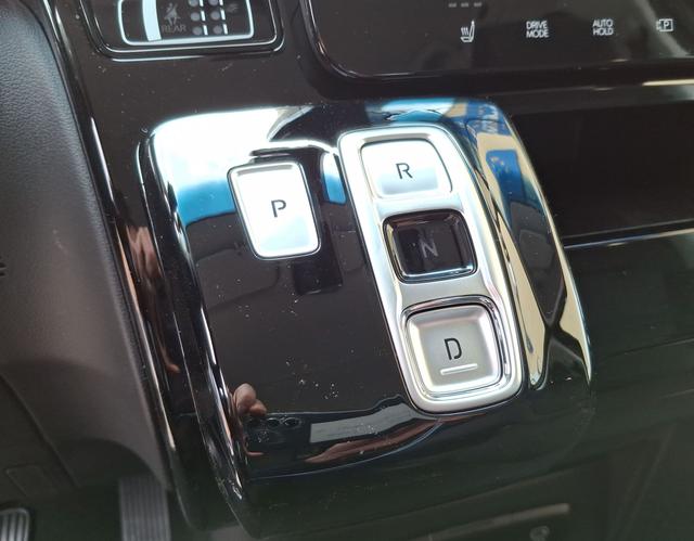 Hyundai / Staria / Grau / Comfort / / , Beispielbilder, ggf. teilweise mit Sonderausstattung