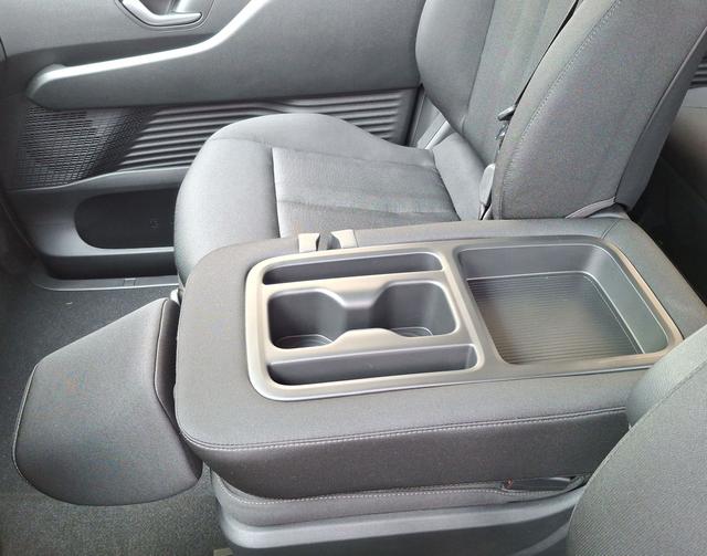 Hyundai / Staria / Grau / Comfort / / , Beispielbilder, ggf. teilweise mit Sonderausstattung