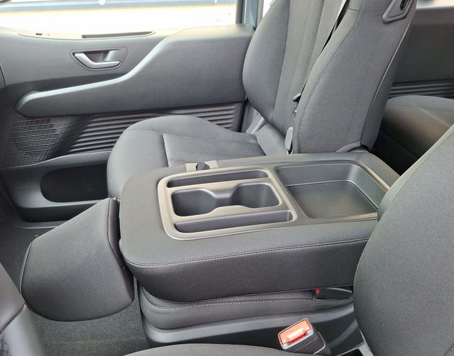 Hyundai / Staria / Grau / Comfort / / , Beispielbilder, ggf. teilweise mit Sonderausstattung