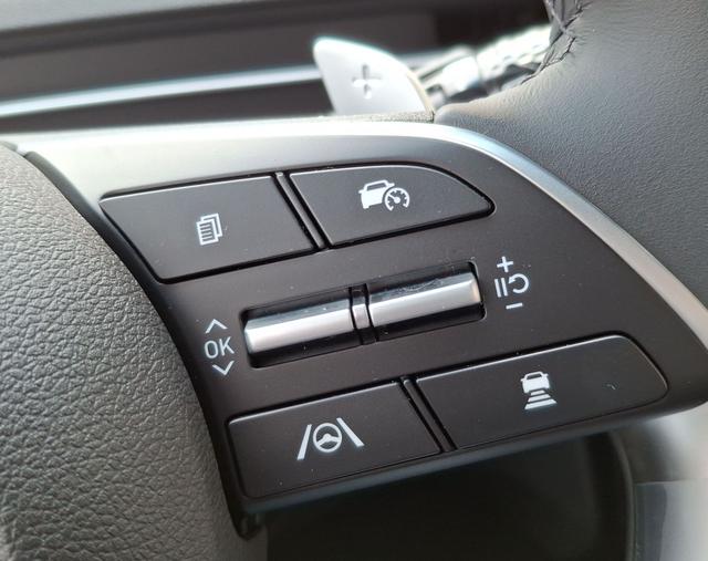 Hyundai / Staria / Grau / Comfort / / , Beispielbilder, ggf. teilweise mit Sonderausstattung