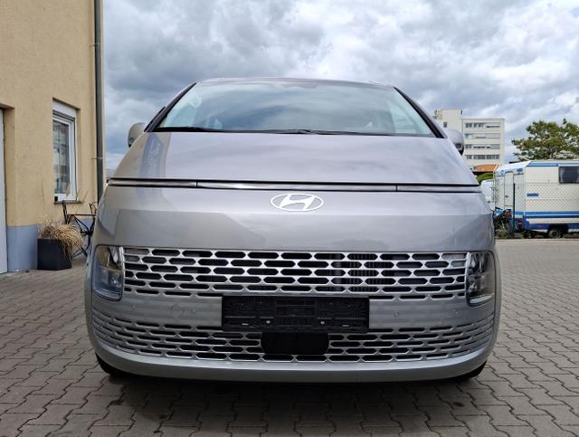 Hyundai / Staria / Silber / Comfort Plus / / , Beispielbilder, ggf. teilweise mit Sonderausstattung