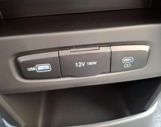 Hyundai / Staria / Silber / Comfort Plus / / , Beispielbilder, ggf. teilweise mit Sonderausstattung