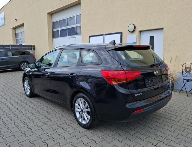 Kia / Ceed Sportswagon / / / / 