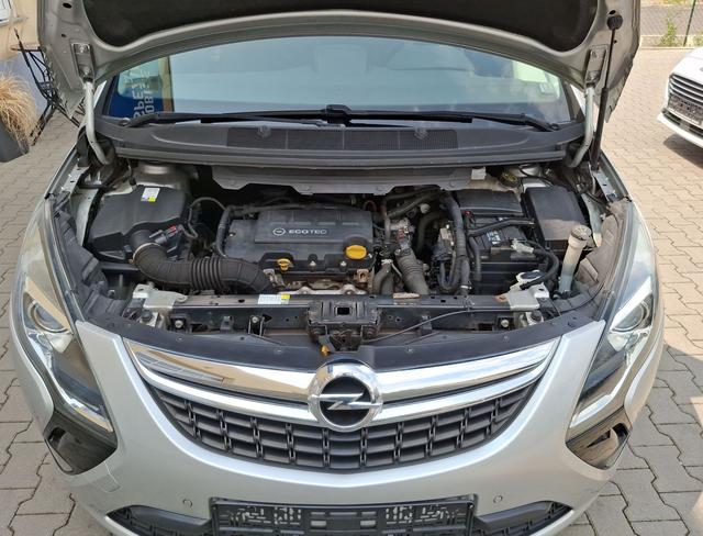 Opel / Zafira Tourer / / / / 