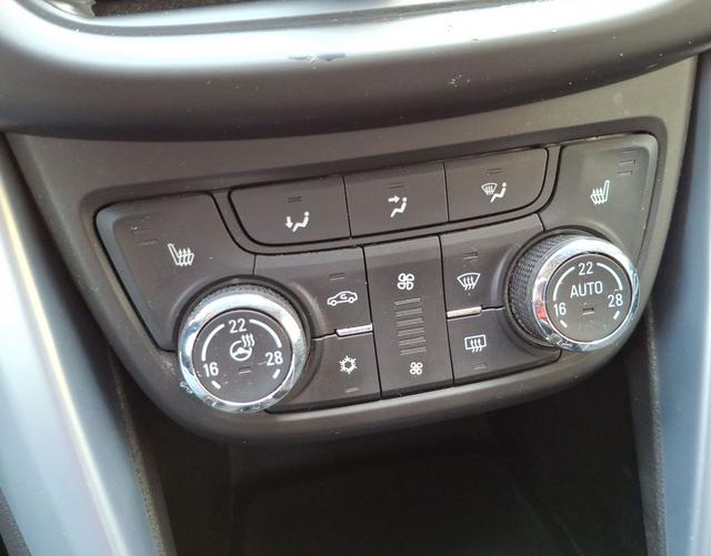 Opel / Zafira Tourer / / / / 