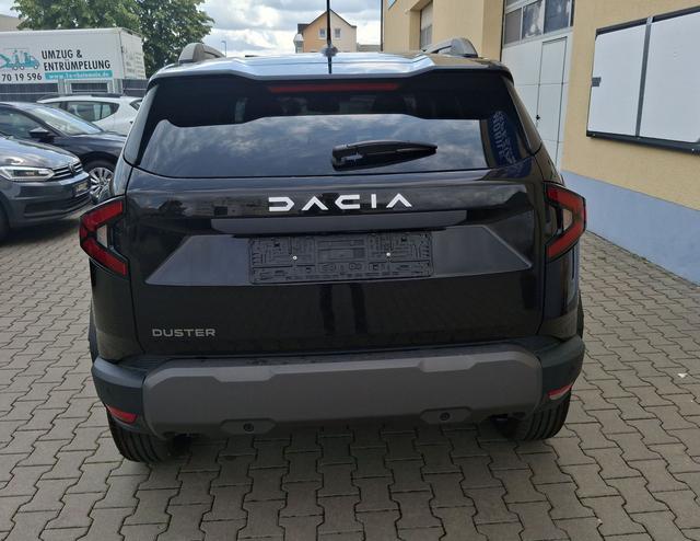 Dacia / Duster / Schwarz / Journey / / , Beispielbilder, ggf. teilweise mit Sonderausstattung