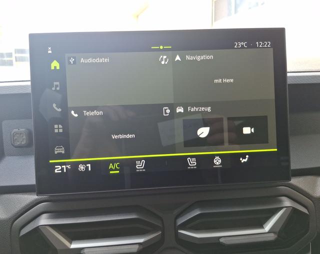 Dacia / Duster / Schwarz / Journey / / , Beispielbilder, ggf. teilweise mit Sonderausstattung