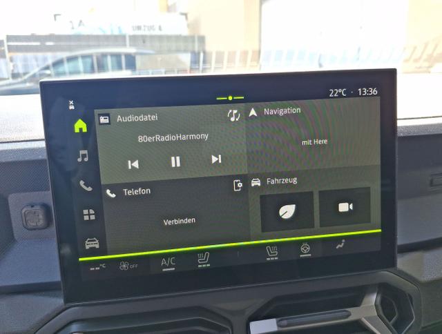 Dacia / Duster / Weiß / Journey / / , Beispielbilder, ggf. teilweise mit Sonderausstattung