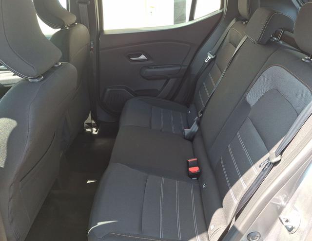 Dacia / Sandero Stepway / Grau / Expression / / , Beispielbilder, ggf. teilweise mit Sonderausstattung