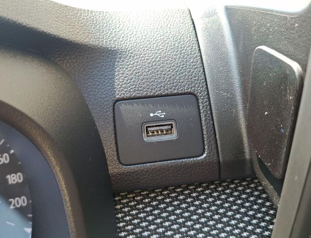 Dacia / Sandero Stepway / Grau / Expression / / , Beispielbilder, ggf. teilweise mit Sonderausstattung