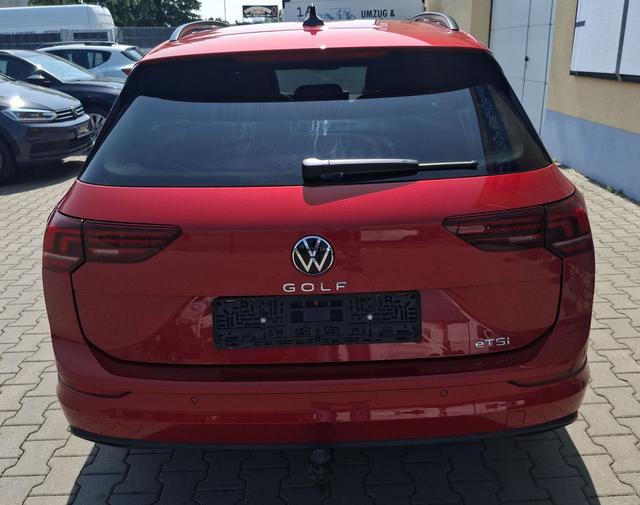 Volkswagen / Golf Variant / Rot / Ltd People AHK / Red Kings / , Beispielbilder, ggf. teilweise mit Sonderausstattung