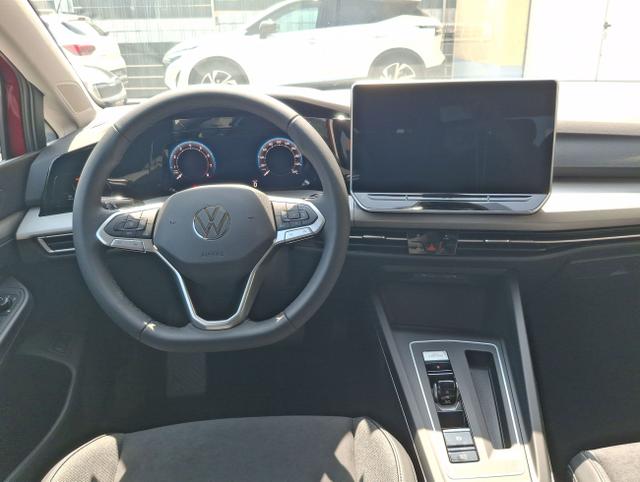 Volkswagen / Golf Variant / Rot / Ltd People AHK / Red Kings / , Beispielbilder, ggf. teilweise mit Sonderausstattung