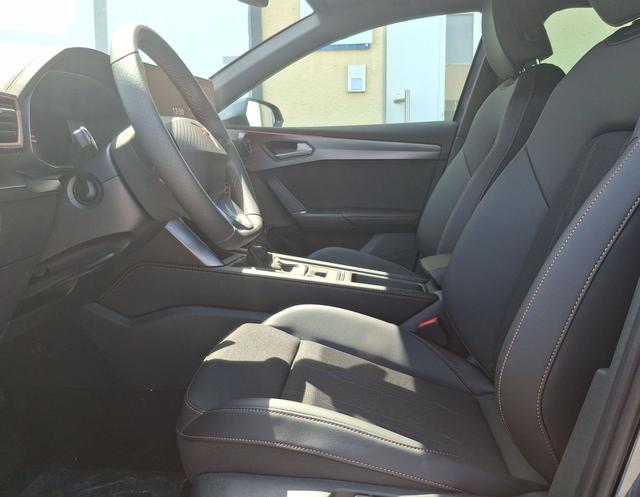Cupra / Leon Sportstourer / Grau / / / , Beispielbilder, ggf. teilweise mit Sonderausstattung