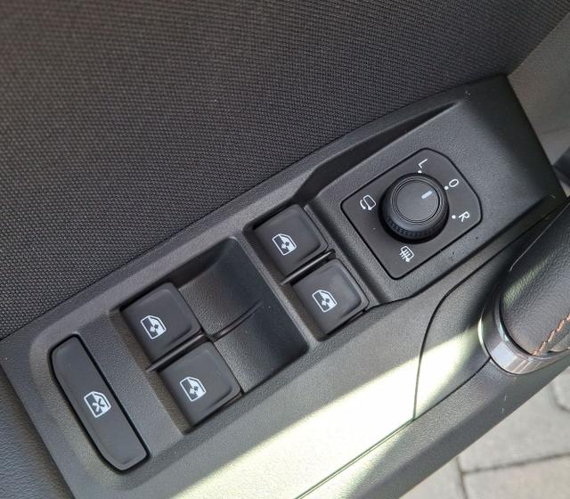 Cupra / Leon Sportstourer / Grau / / / , Beispielbilder, ggf. teilweise mit Sonderausstattung
