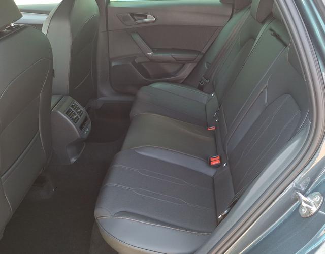 Cupra / Leon Sportstourer / Grau / / / , Beispielbilder, ggf. teilweise mit Sonderausstattung