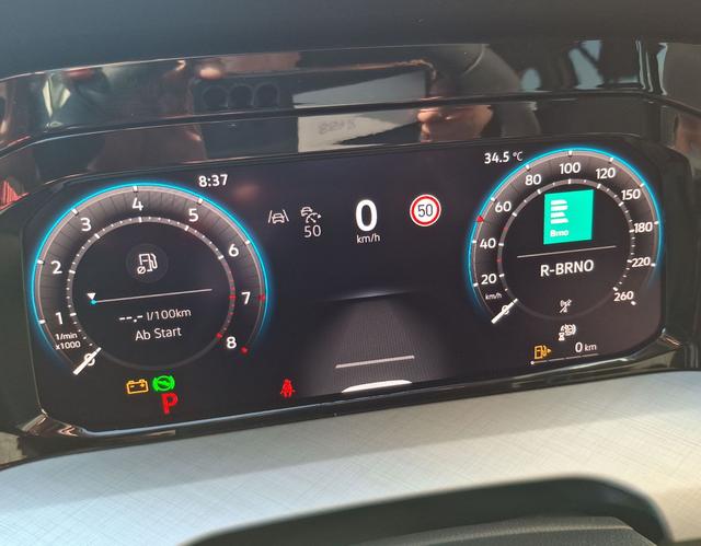 Volkswagen / Golf Variant / Weiß / Ltd People / / , Beispielbilder, ggf. teilweise mit Sonderausstattung
