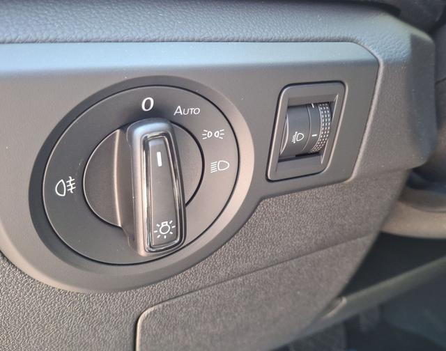 Volkswagen / T-Cross / Grau / Life / / , Beispielbilder, ggf. teilweise mit Sonderausstattung