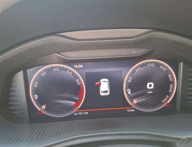 Skoda / Kamiq / Schwarz / Monte Carlo AHK / / , Beispielbilder, ggf. teilweise mit Sonderausstattung
