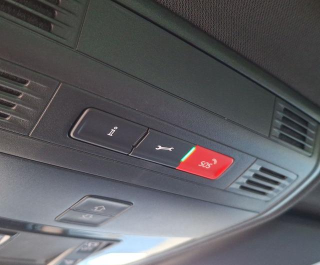 Skoda / Kamiq / Schwarz / Monte Carlo AHK / / , Beispielbilder, ggf. teilweise mit Sonderausstattung