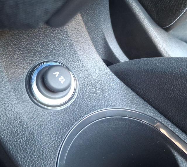 Skoda / Kamiq / Schwarz / Monte Carlo AHK / / , Beispielbilder, ggf. teilweise mit Sonderausstattung