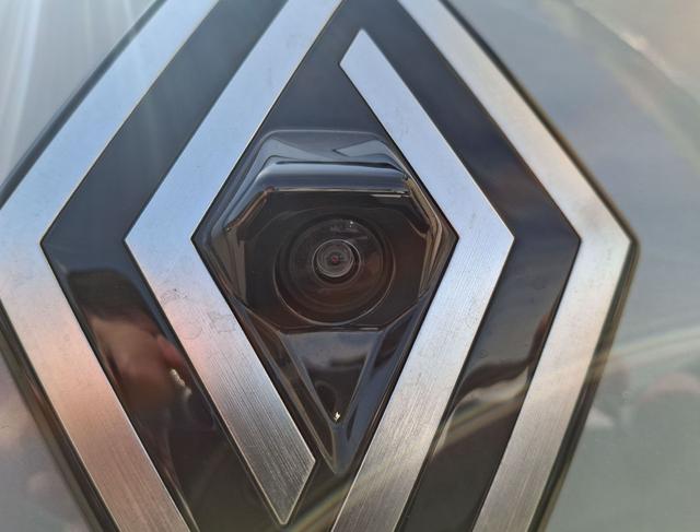 Renault Clio Evolution SHZ Navi Kamera Tempomat 