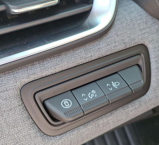 Renault Clio Evolution SHZ Navi Kamera Tempomat 