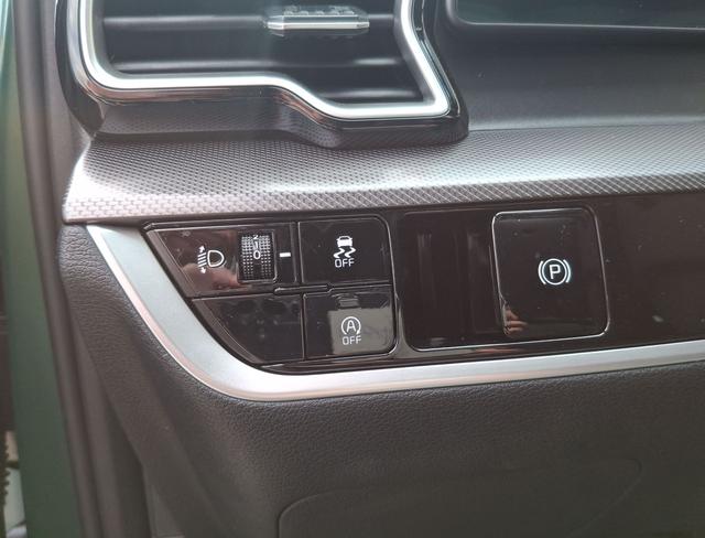 Kia / Sportage / Grün / Edition 30 / / , Beispielbilder, ggf. teilweise mit Sonderausstattung