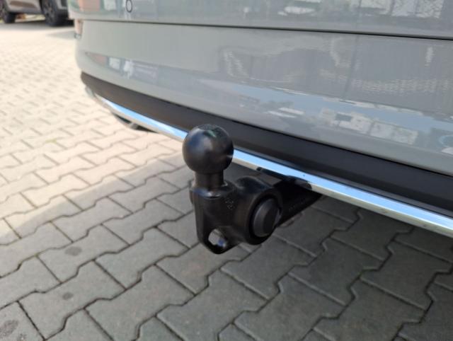 Skoda / Karoq / Grau / Sportline +AHK / / , Beispielbilder, ggf. teilweise mit Sonderausstattung