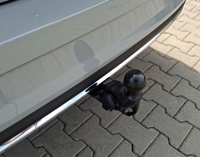 Skoda / Karoq / Grau / Sportline +AHK / / , Beispielbilder, ggf. teilweise mit Sonderausstattung
