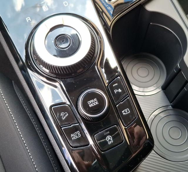 Kia / Sportage / Grau / Exklusive / / , Beispielbilder, ggf. teilweise mit Sonderausstattung