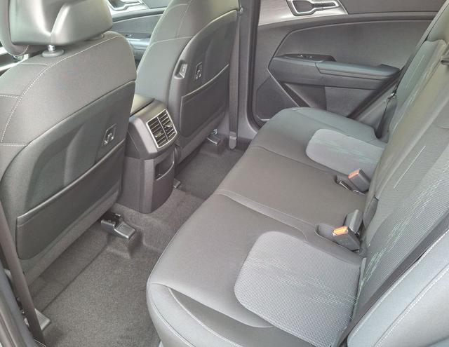 Kia / Sportage / Grau / Exklusive / / , Beispielbilder, ggf. teilweise mit Sonderausstattung