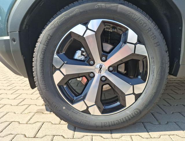 Dacia / Duster / Grün / Journey / / , Beispielbilder, ggf. teilweise mit Sonderausstattung