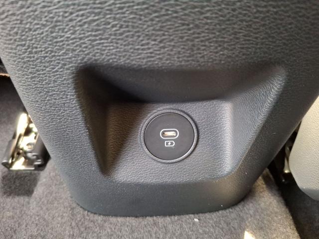Kia / Ceed / Schwarz / Spin / / , Beispielbilder, ggf. teilweise mit Sonderausstattung