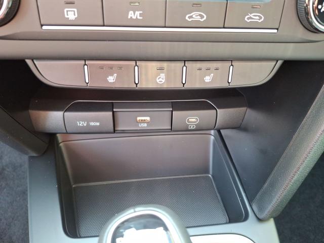 Kia / Ceed / Schwarz / Spin / / , Beispielbilder, ggf. teilweise mit Sonderausstattung