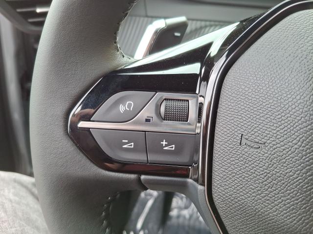 Peugeot / 2008 / Grau / Allone / / , Beispielbilder, ggf. teilweise mit Sonderausstattung
