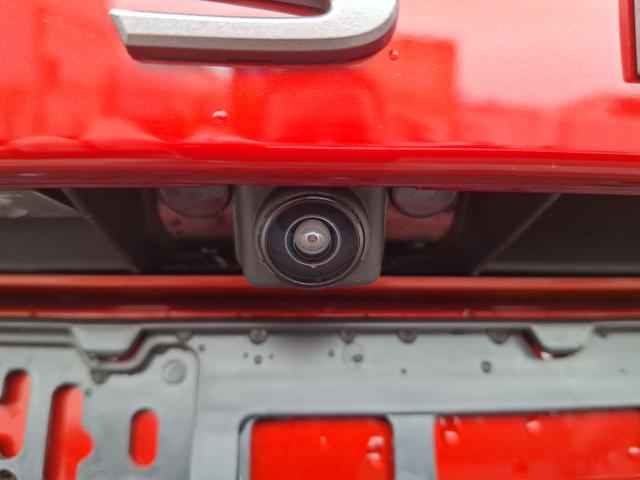 Nissan / Qashqai / Rot / Tekna+ / / , Bild dient zur Illustration und zeigt aufpreispflichtige Sonderausstattung. "Die Herstellergarantie beginnt bei EU-Fahrzeugen bereits bei Auslieferung vom ausl&auml;ndischen Lieferanten und kann um mehr als 14 Tage verk&uuml;rzt sein.