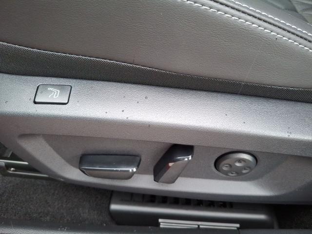 Nissan / Qashqai / Rot / Tekna+ / / , Bild dient zur Illustration und zeigt aufpreispflichtige Sonderausstattung. "Die Herstellergarantie beginnt bei EU-Fahrzeugen bereits bei Auslieferung vom ausl&auml;ndischen Lieferanten und kann um mehr als 14 Tage verk&uuml;rzt sein.