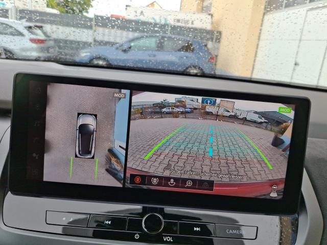 Nissan / Qashqai / Rot / Tekna+ / / , Bild dient zur Illustration und zeigt aufpreispflichtige Sonderausstattung. "Die Herstellergarantie beginnt bei EU-Fahrzeugen bereits bei Auslieferung vom ausl&auml;ndischen Lieferanten und kann um mehr als 14 Tage verk&uuml;rzt sein.