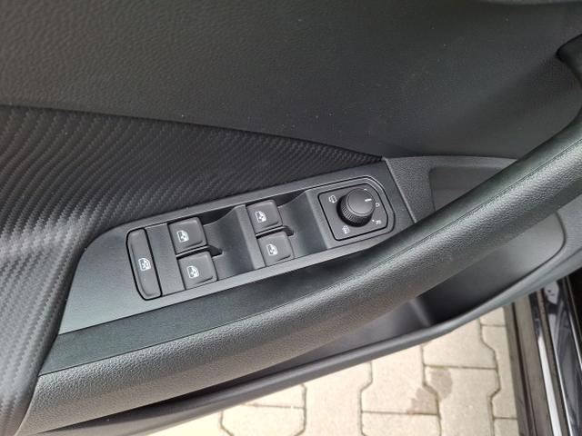 Skoda / Kamiq / Schwarz / Monte Carlo / / , Beispielbilder, ggf. teilweise mit Sonderausstattung