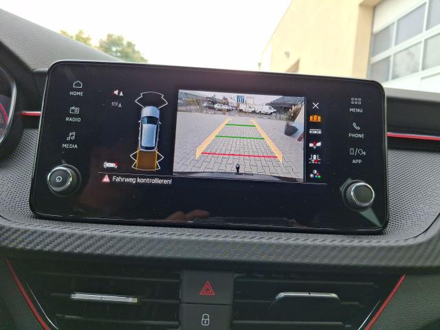 Skoda / Kamiq / Schwarz / Monte Carlo / / , Beispielbilder, ggf. teilweise mit Sonderausstattung