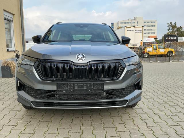 Skoda / Karoq / Grau / Sportline / Graphite Grau / , Beispielbilder, ggf. teilweise mit Sonderausstattung