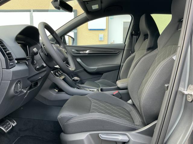 Skoda / Karoq / Grau / Sportline / Graphite Grau / , Beispielbilder, ggf. teilweise mit Sonderausstattung