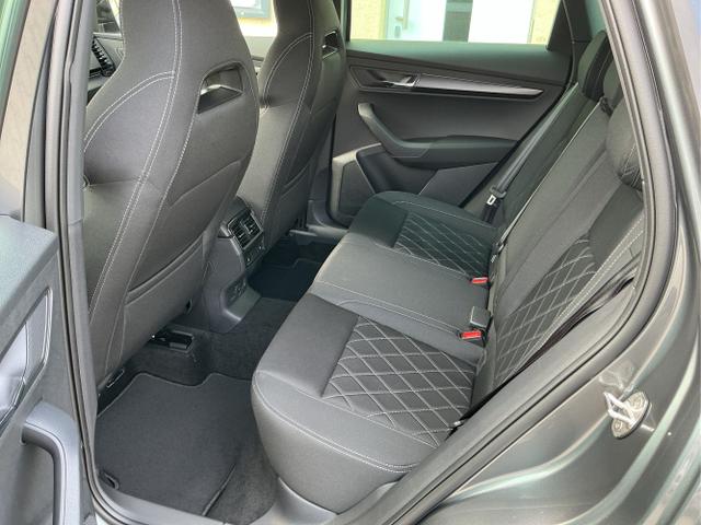 Skoda / Karoq / Grau / Sportline / Graphite Grau / , Beispielbilder, ggf. teilweise mit Sonderausstattung