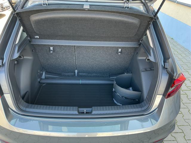 Skoda / Fabia / Grau / 130 Jahre / Graphite Grau / , Beispielbilder, ggf. teilweise mit Sonderausstattung