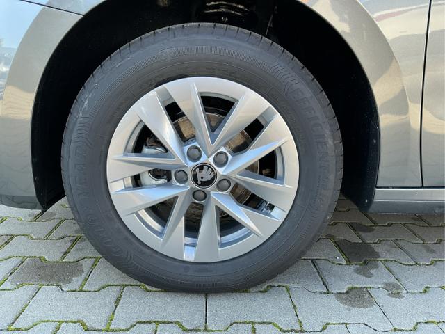 Skoda / Fabia / Grau / 130 Jahre / Graphite Grau / , Beispielbilder, ggf. teilweise mit Sonderausstattung