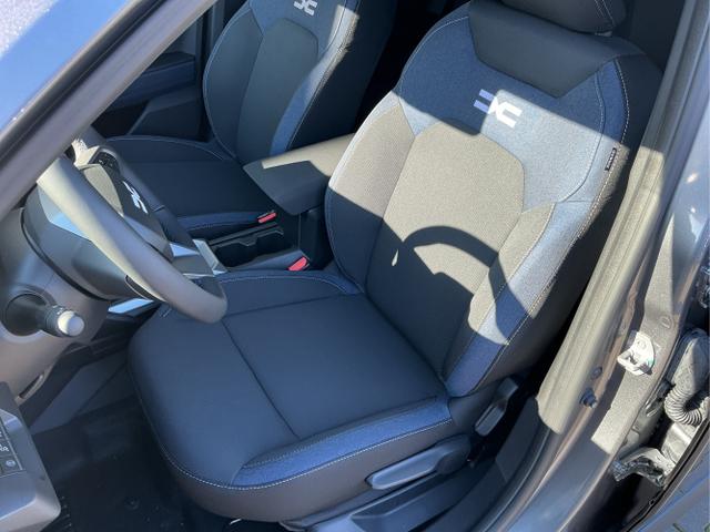 Dacia / Duster / Grau / Journey / Graphite Grau / , Beispielbilder, ggf. teilweise mit Sonderausstattung