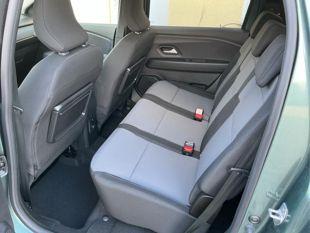 Dacia / Jogger / Grün / Extreme 7 Sitzer / Zeder Green / , Beispielbilder, ggf. teilweise mit Sonderausstattung