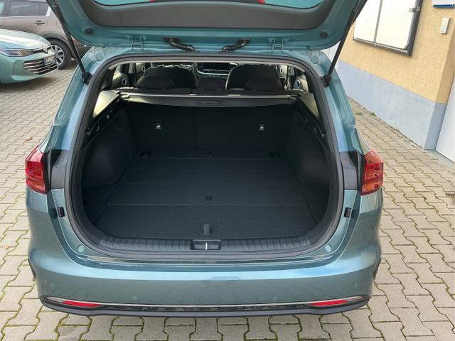 Kia / Ceed / Grau / Spin / Yucca Steel Grey / , Beispielbilder, ggf. teilweise mit Sonderausstattung
