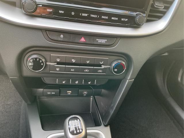 Kia / Ceed / Grau / Spin / Yucca Steel Grey / , Beispielbilder, ggf. teilweise mit Sonderausstattung